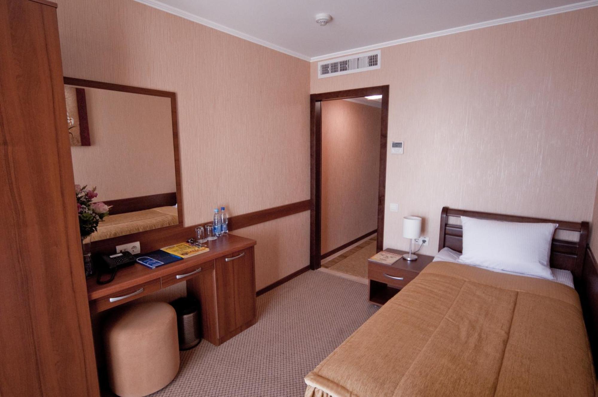 Grand-Marine Hotel & Spa Burlach'ya Balka Rum bild