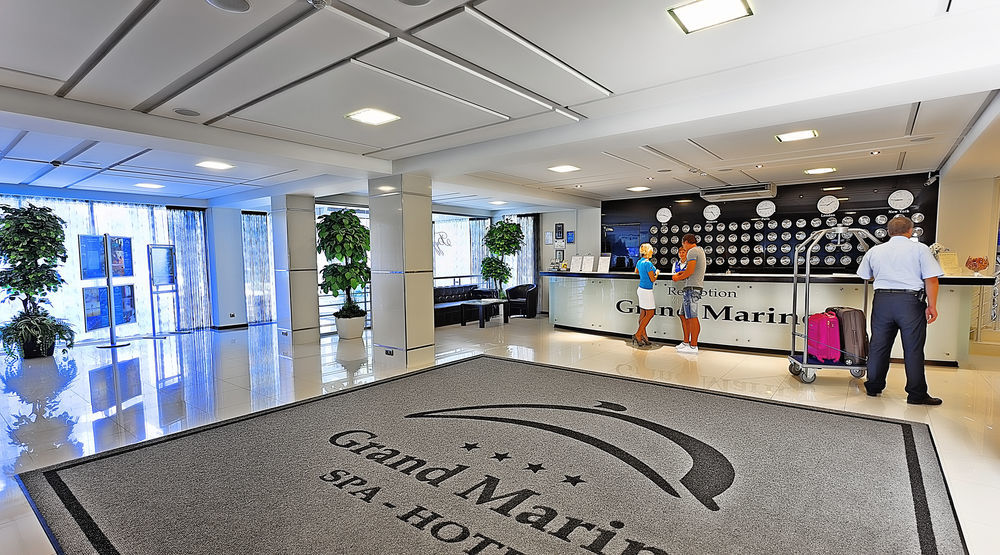 Grand-Marine Hotel & Spa Burlach'ya Balka Exteriör bild