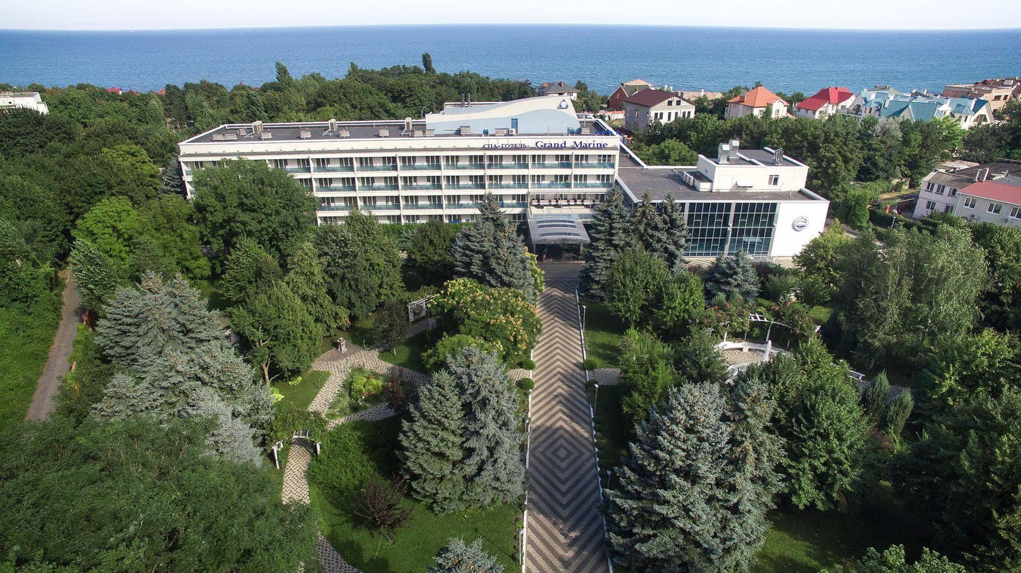 Grand-Marine Hotel & Spa Burlach'ya Balka Exteriör bild