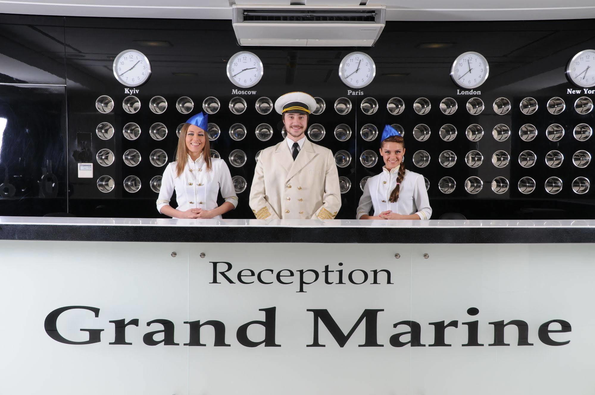 Grand-Marine Hotel & Spa Burlach'ya Balka Exteriör bild